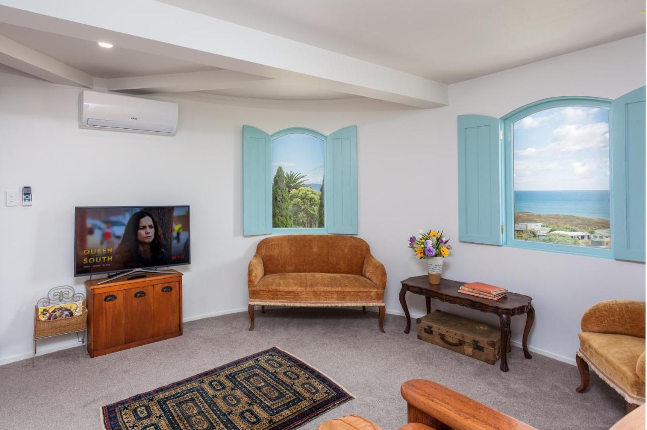 Naxos - Med Style Castle, Ocean Views From Every Room! Bowentown Eksteriør bilde